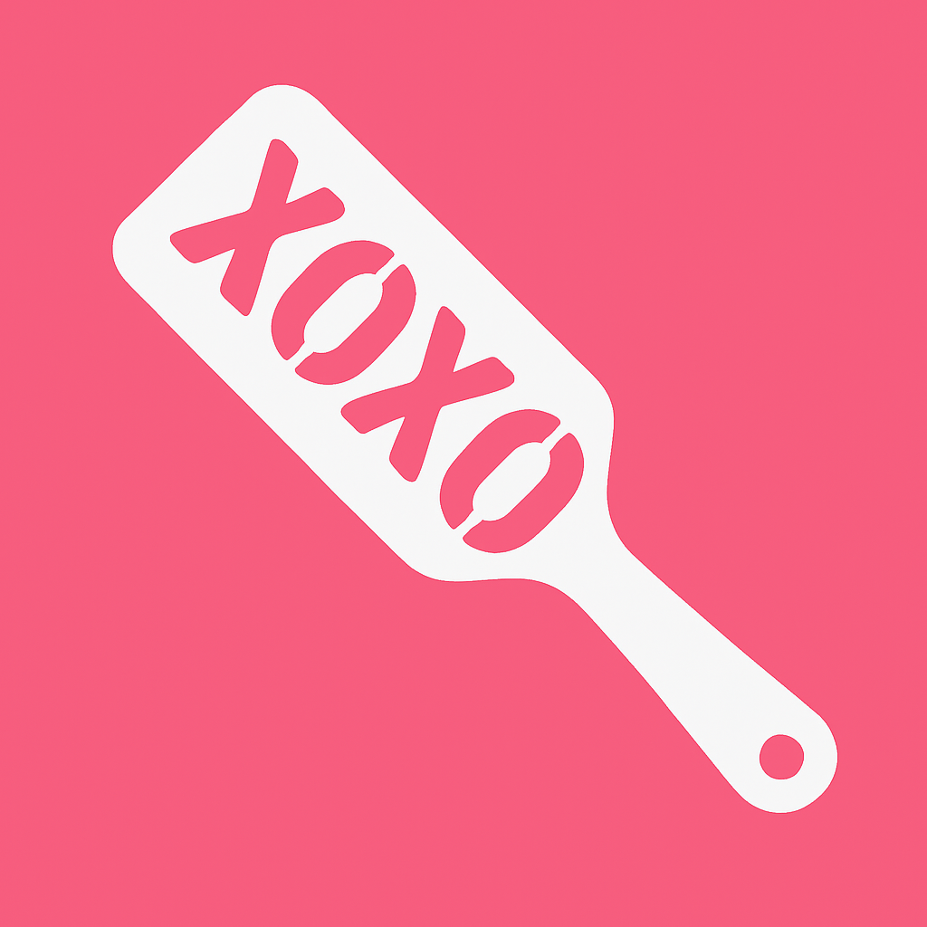 Látigo y paleta erótica blanca sobre fondo rosa claro